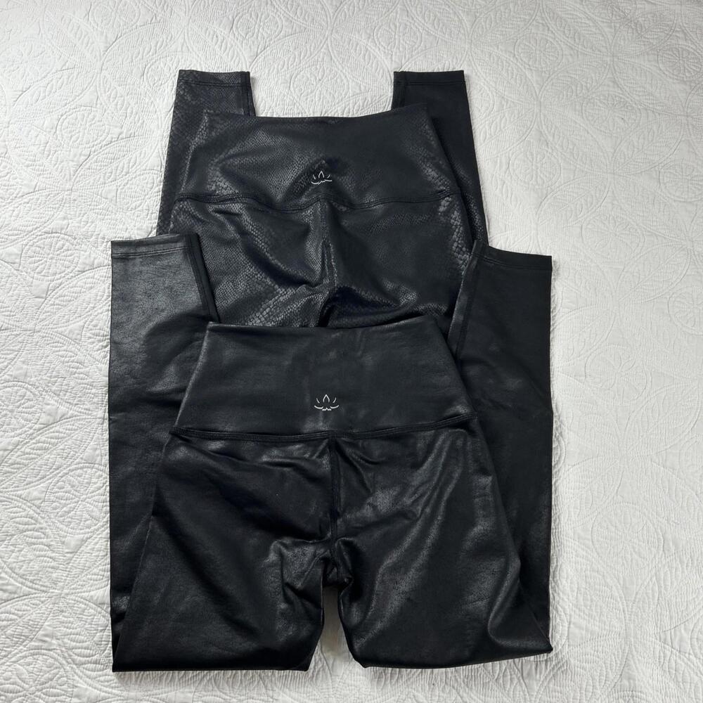Beyond Yoga Pearlized High Waisted Midi Legging Yoga Pants, Size XS, Black Lot 2